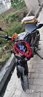 Urgent jrurat h paise ki 24 September 2025 ko li h bike u