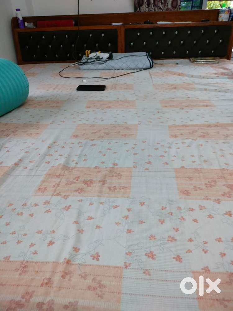 7’/6’ Bed with Mattress