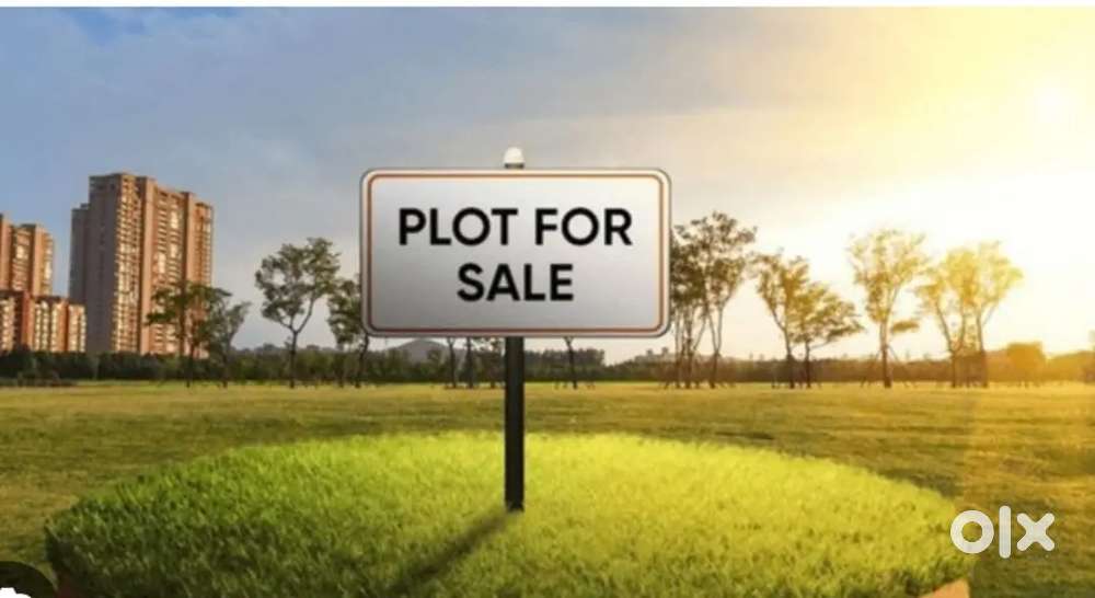 Corner plot for sale behind ida scudder school and near Vishnu cinemas
