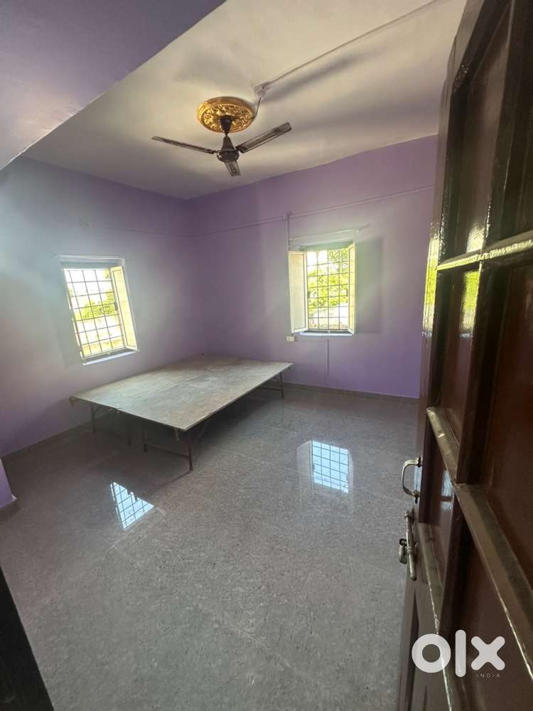 Newly buitl flat,Good Location,Front of ramna field,GMCH