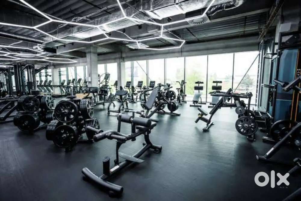 WANTED MALE/FEMALE COUNTER/CONVERTING STAFFS FOR GYM