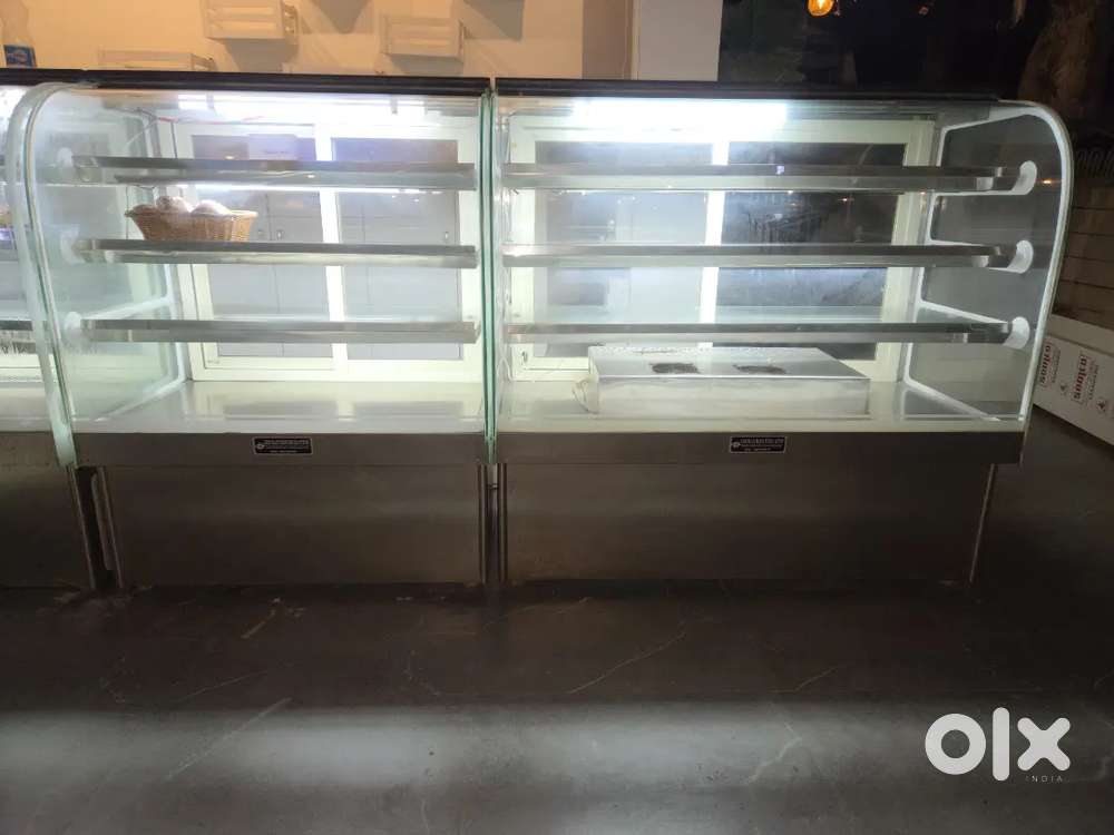 BAKERY DISPLAY COUNTERS FOR SALE