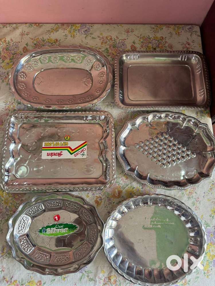 6 pieces of steel New trays is for special price