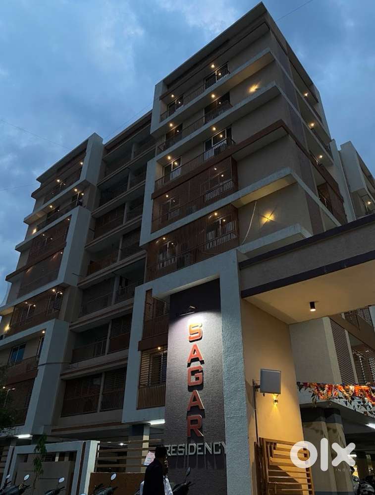 3 bhk Spacious Apartment on rent PDPU Road, Raisan