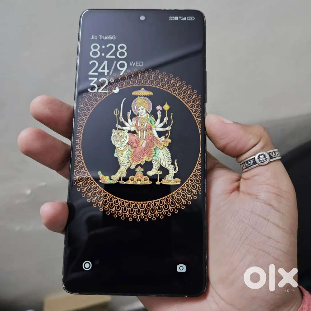 Poco f5 5G ( 8/256) phone in Best condition
