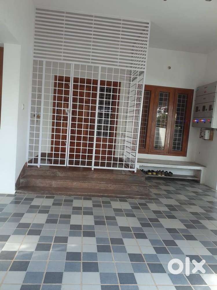 Ground floor, Independent house, new