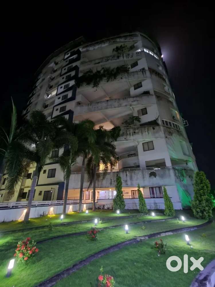 2bhk laxury flat rent at  kadavanthra