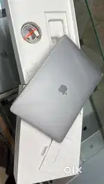 Apple macbook pro. 16inch. 2019. Model. i7. 16gb 512gb. Good working