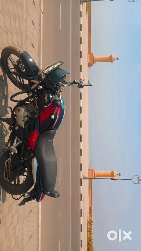 Bajaj vikrant v15