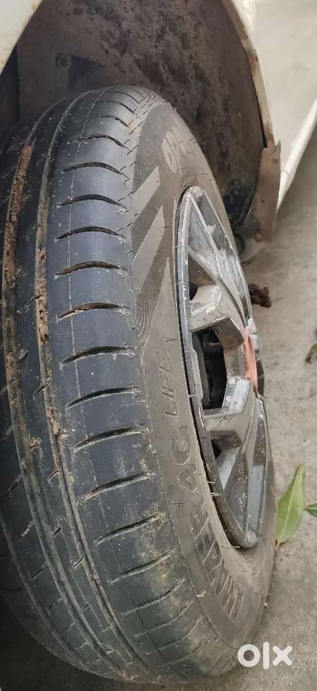 Gadi achchhi h aap mistri la kr check krwa skte h bs gear thoda jam h