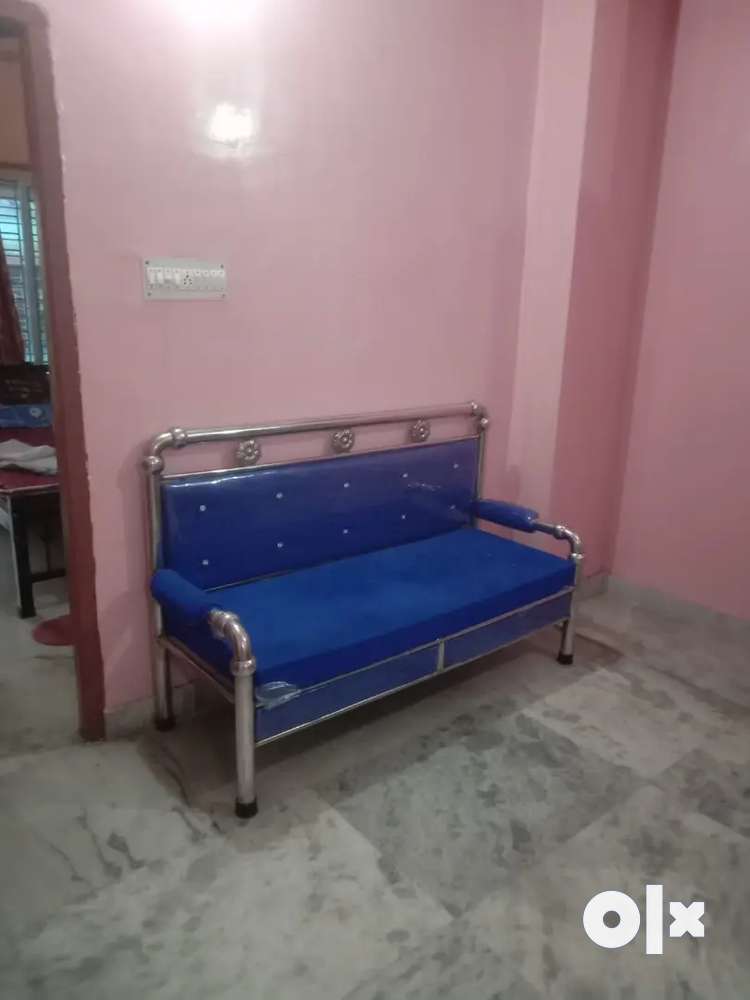 Furnished 2 bhk for rent at Mukundapur..