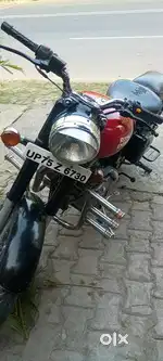 Royel Enfield classic 350 new condition