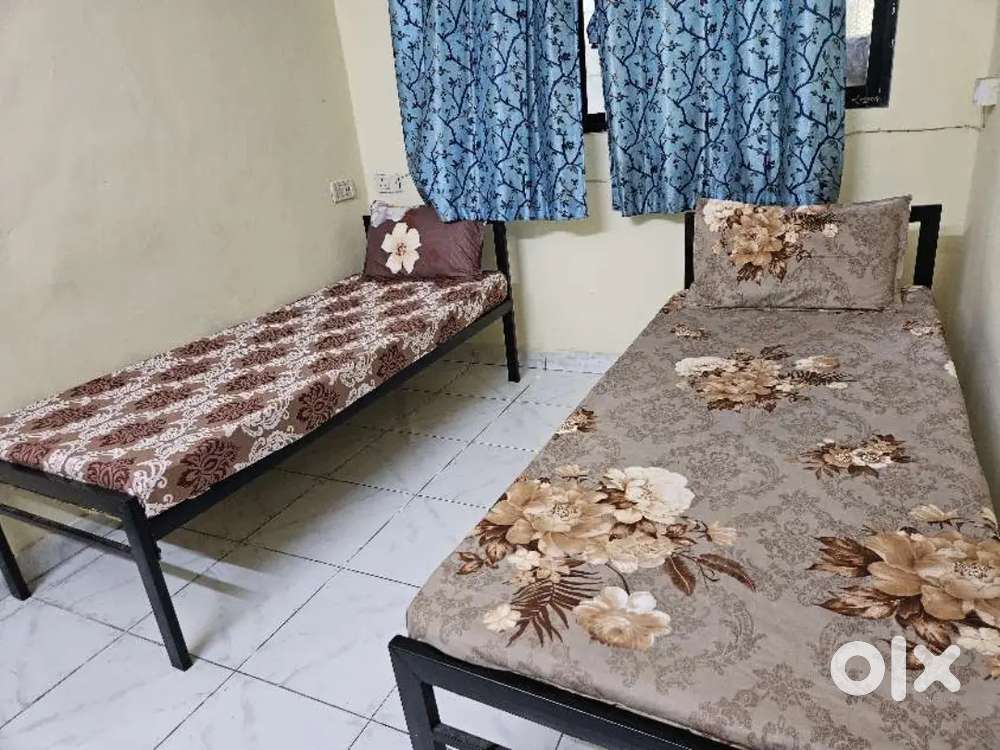 In THANE No brokerage PG rooms Premium area stylish and furnished stay