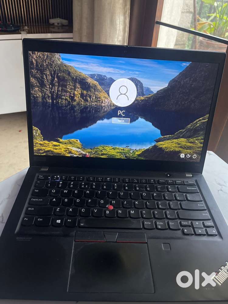 Lenovo think pad T14 laptop with touch enabled