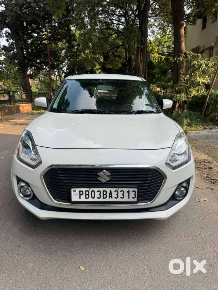 Maruti Suzuki Swift AMT VVT ZXI, 2018, Petrol
