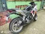 Honda cbr250 (2012)