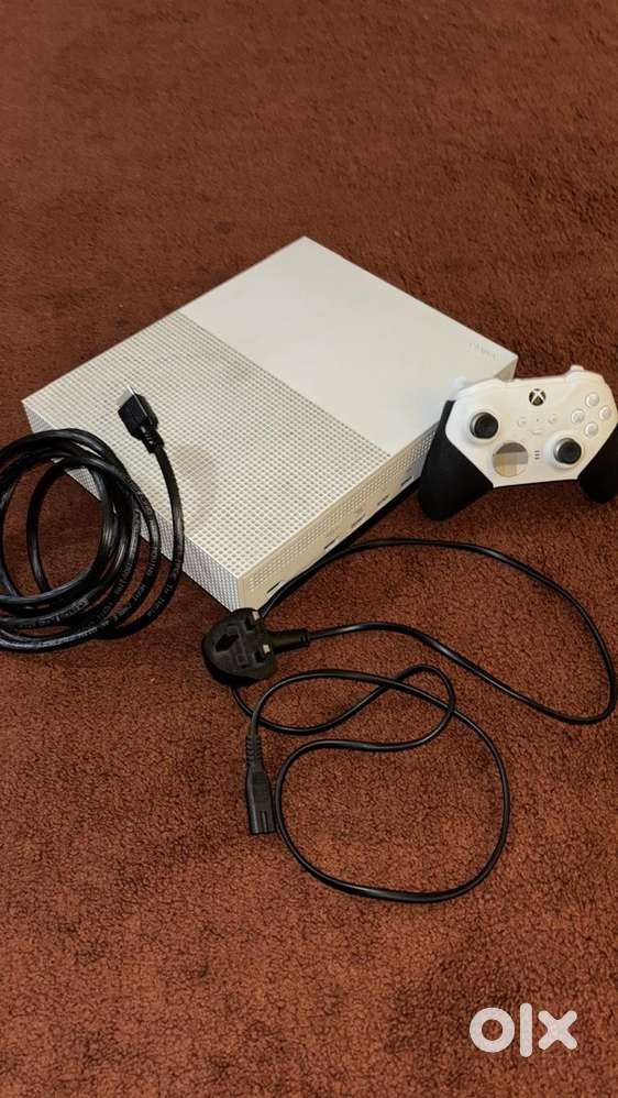 Xbox series One S with elite X controller