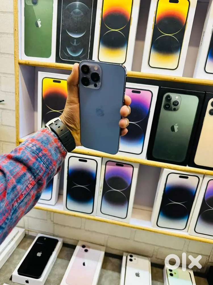 iPhone refurbished available
