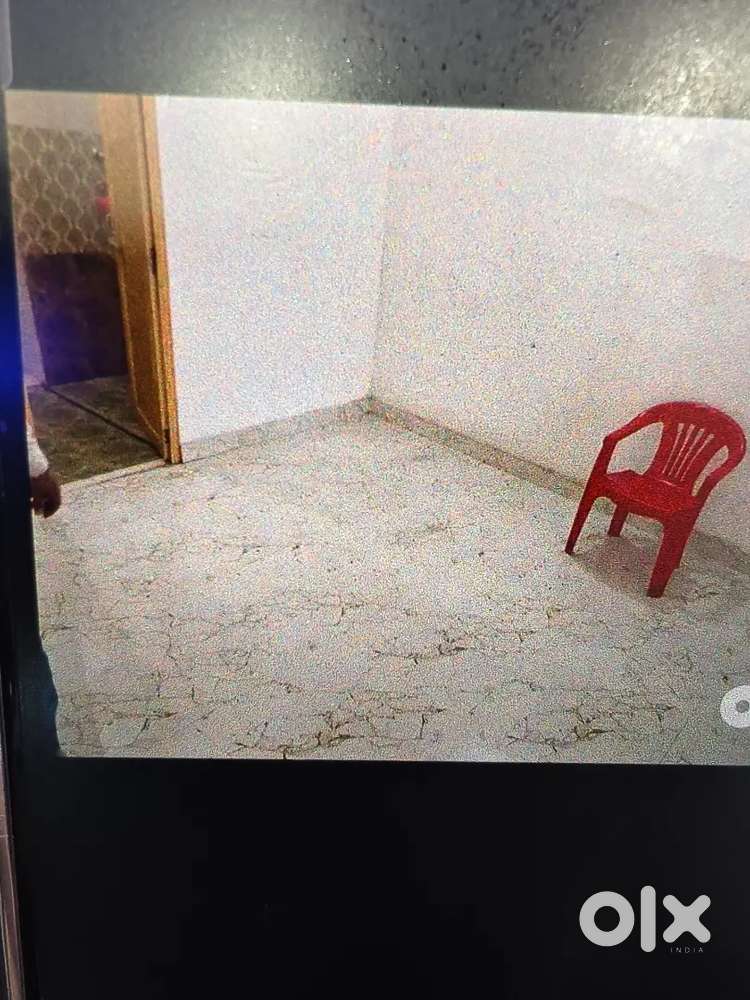Room for rent at mehmoorganj