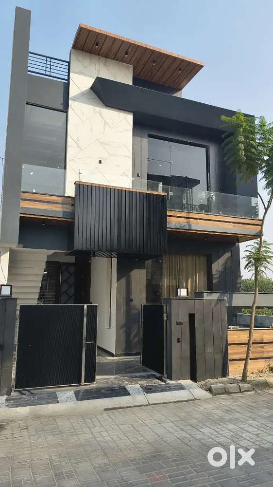 Newly built house for sell in prime location
