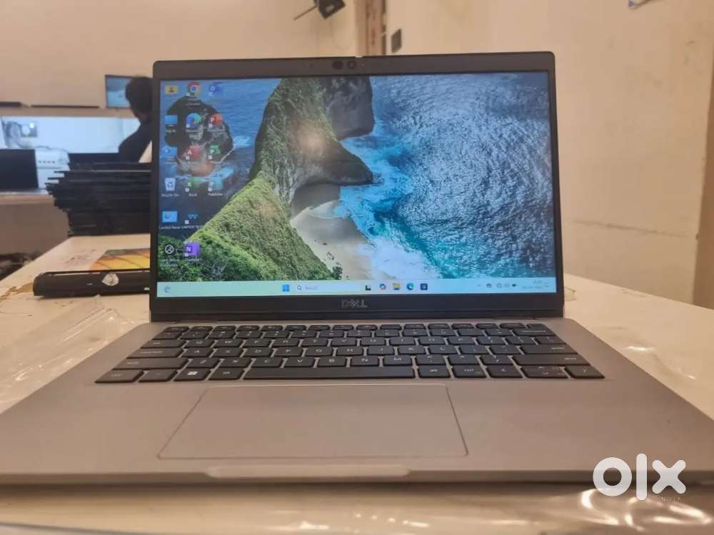 Laptop Dell Latitude Touch Laptop 32GB RAM 512GB SSD 1 Year Warranty