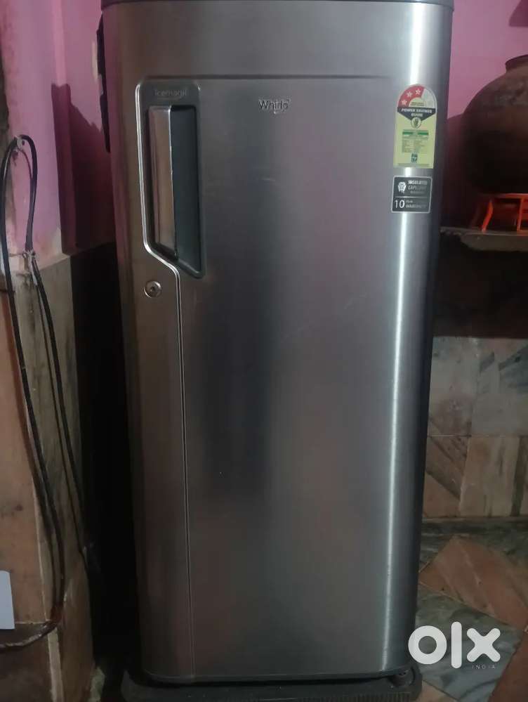 Sell Whirlpool fridge