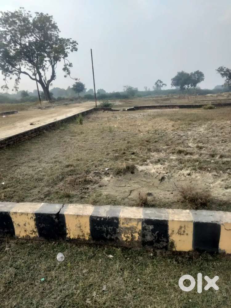 Only interested person can call.