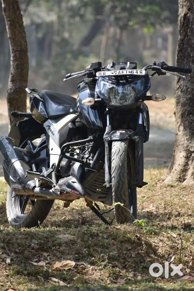 Apache RTR 160 4v
