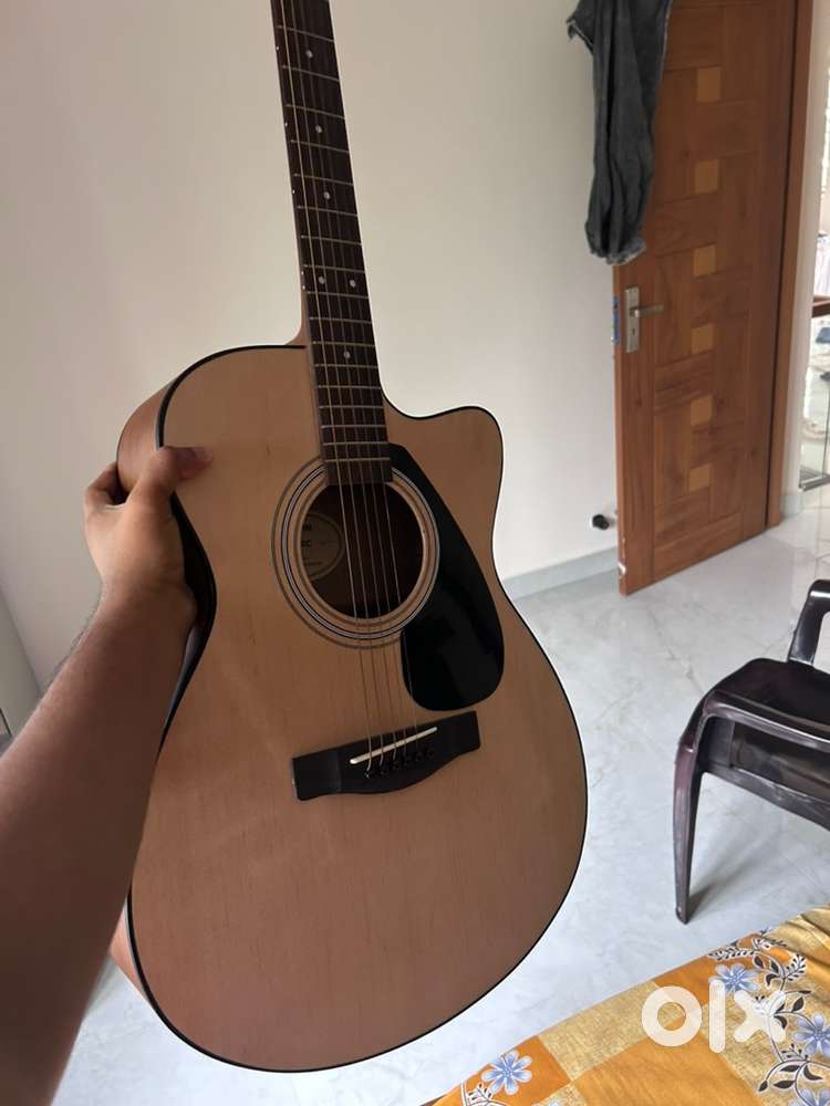Yamaha FS80C Guitar