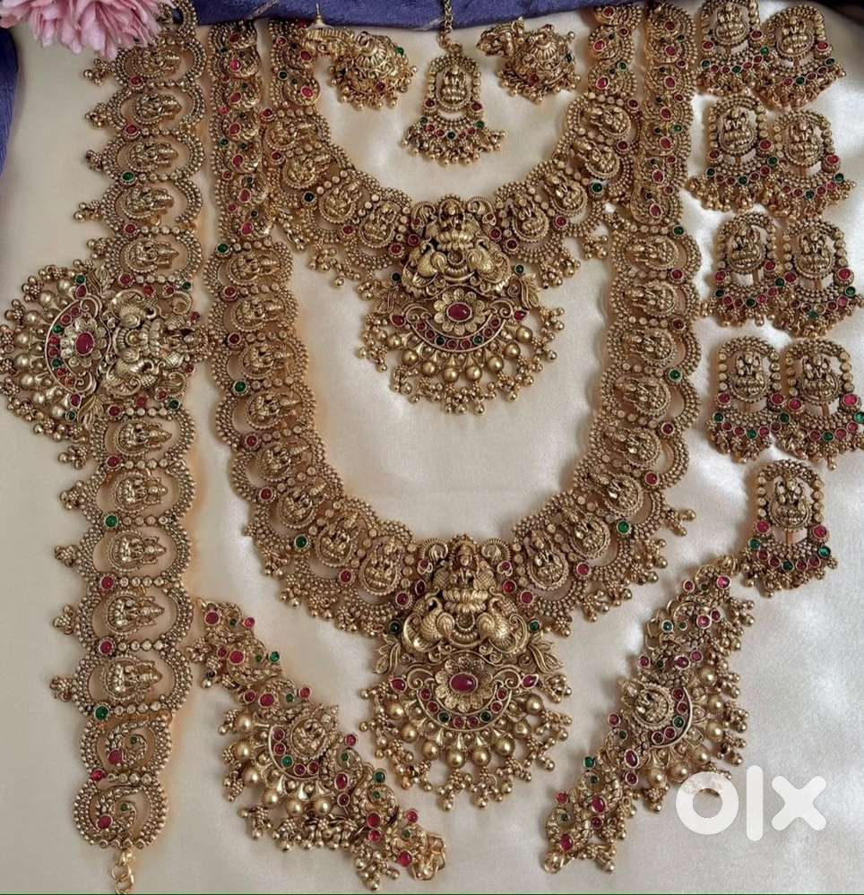 Bridal jewellery