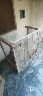 SOLID WOODEN TABLE