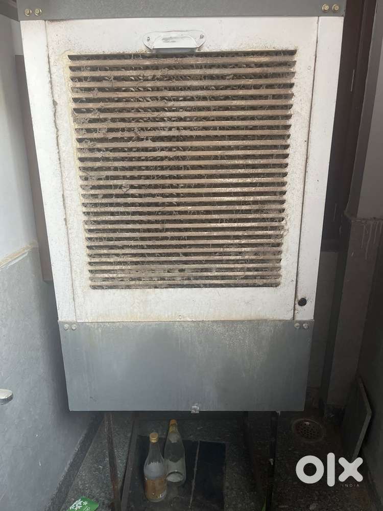 Just 5 months old big exhaust fan desert cooler