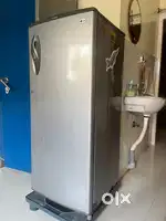 Working Refrigerator 210L