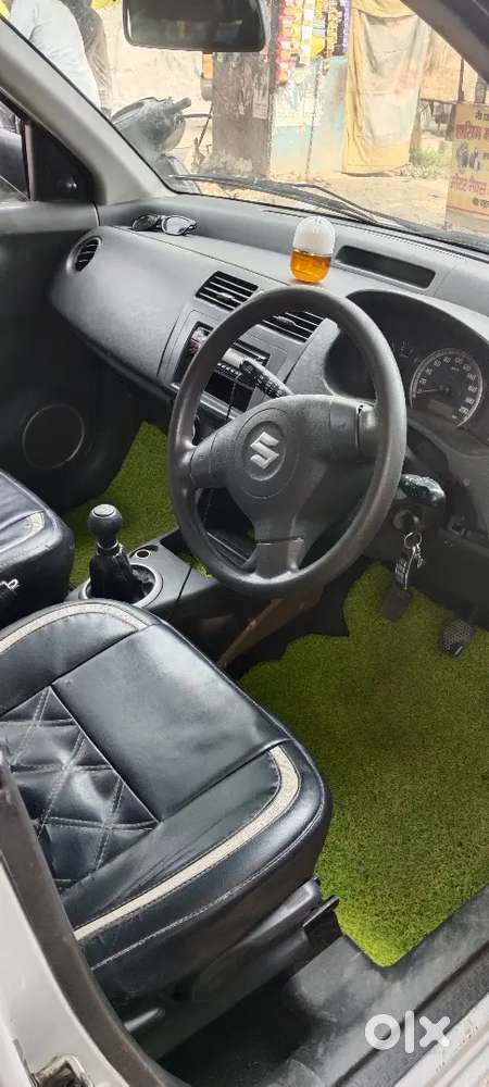 Maruti Suzuki Swift 2005 Petrol 58000 Km Driven