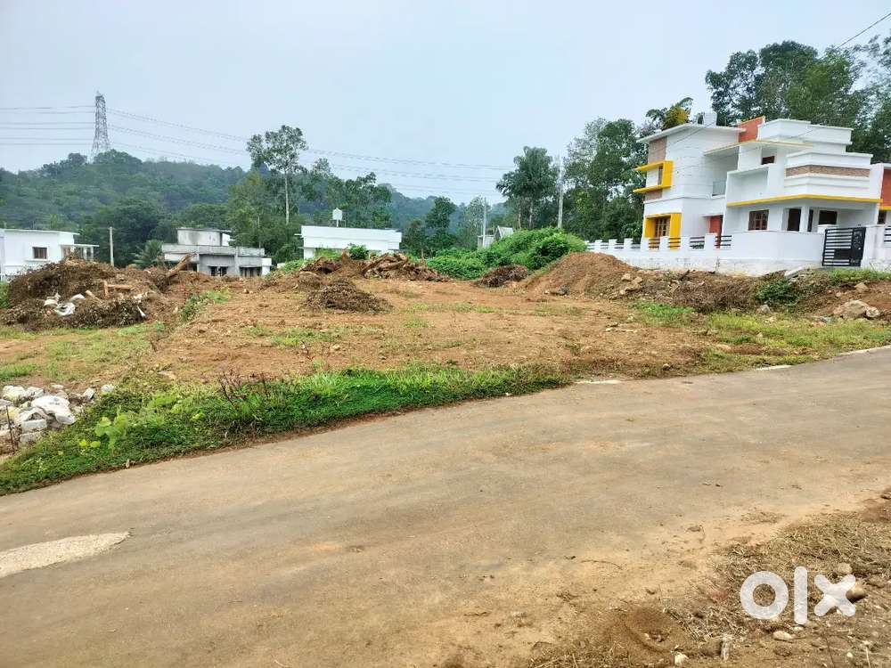 Pampadi.10.cent.houseplot.centinu.110000