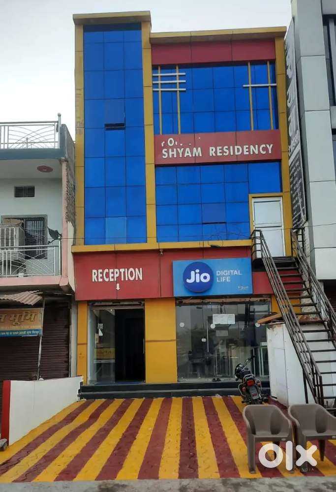 URGENT REQUIREMENT FOR RECEPTIONIST