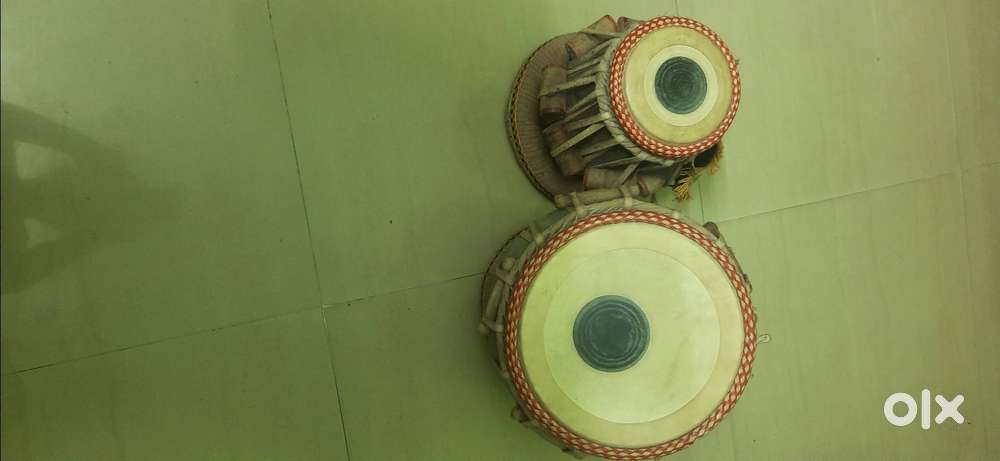 Tabla set of two pieses