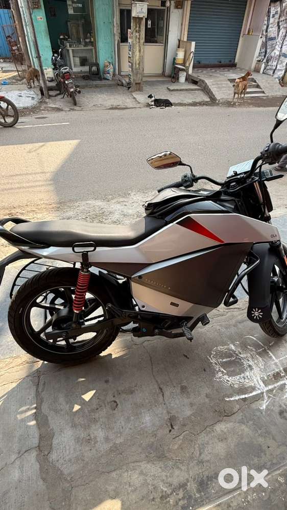 Good condition 5months old one year battery warranty