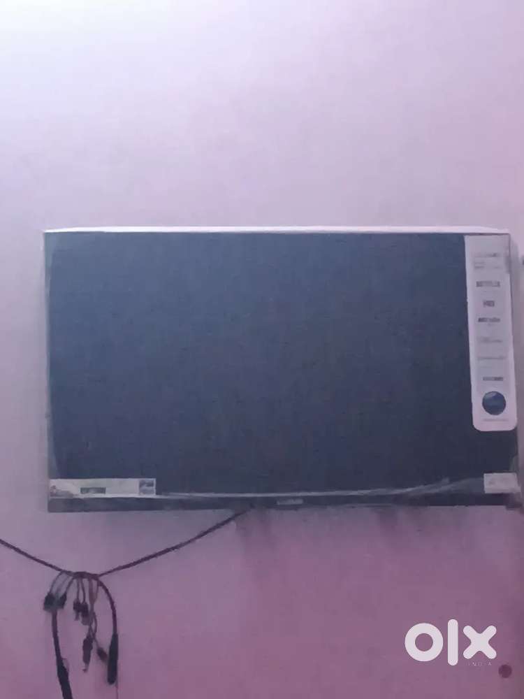 32inch smart t.v lcd looyd company 2 years warranty