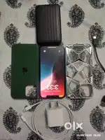 IPHONE 12  BLACK  WITH ACCESORIES