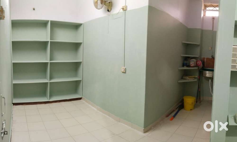 Shop for rent : NO BROKERAGE