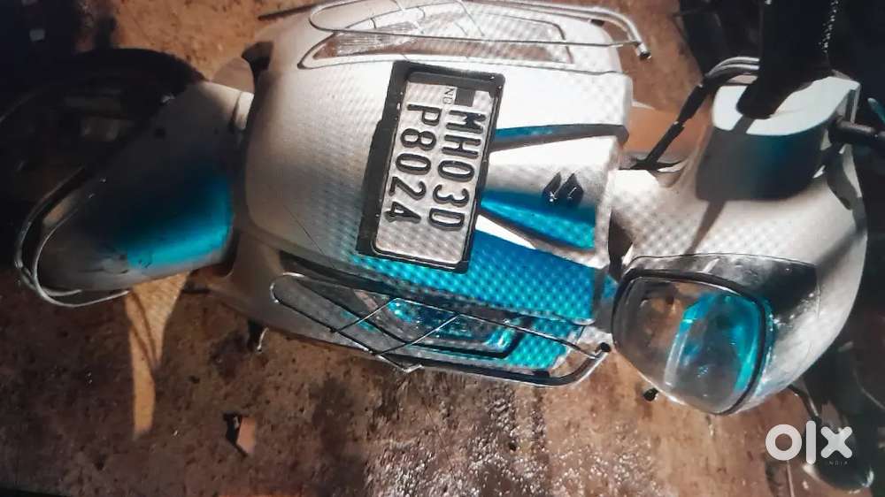 Suzuki Access 125 good condition all paper clear