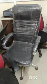 Benches/Office sofa / shelf / office chair /white boards /Boss chair