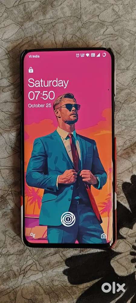 One plus 7 pro 12gb ram / 256gb internal storage