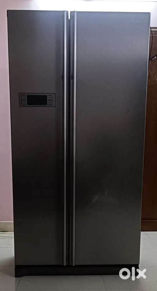 Samsung double door fridge side by side model number RS21HST N 1