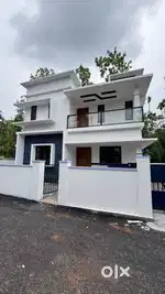 ചാലക്കുടിയിൽ ചൗക്ക പള്ളിക്കടുത്ത് മനോഹരമായ പുതിയവീട് വില്പനയ്ക്ക്