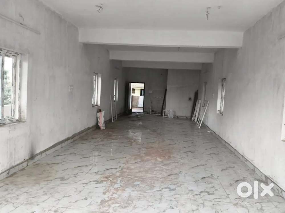 Shop for rent on 1st floor