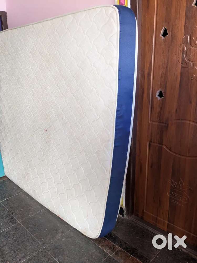 Spring king size foam mattress for sale- Diwali offer
