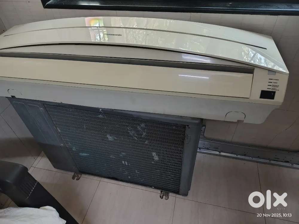 Good condition AC 1.5 TON