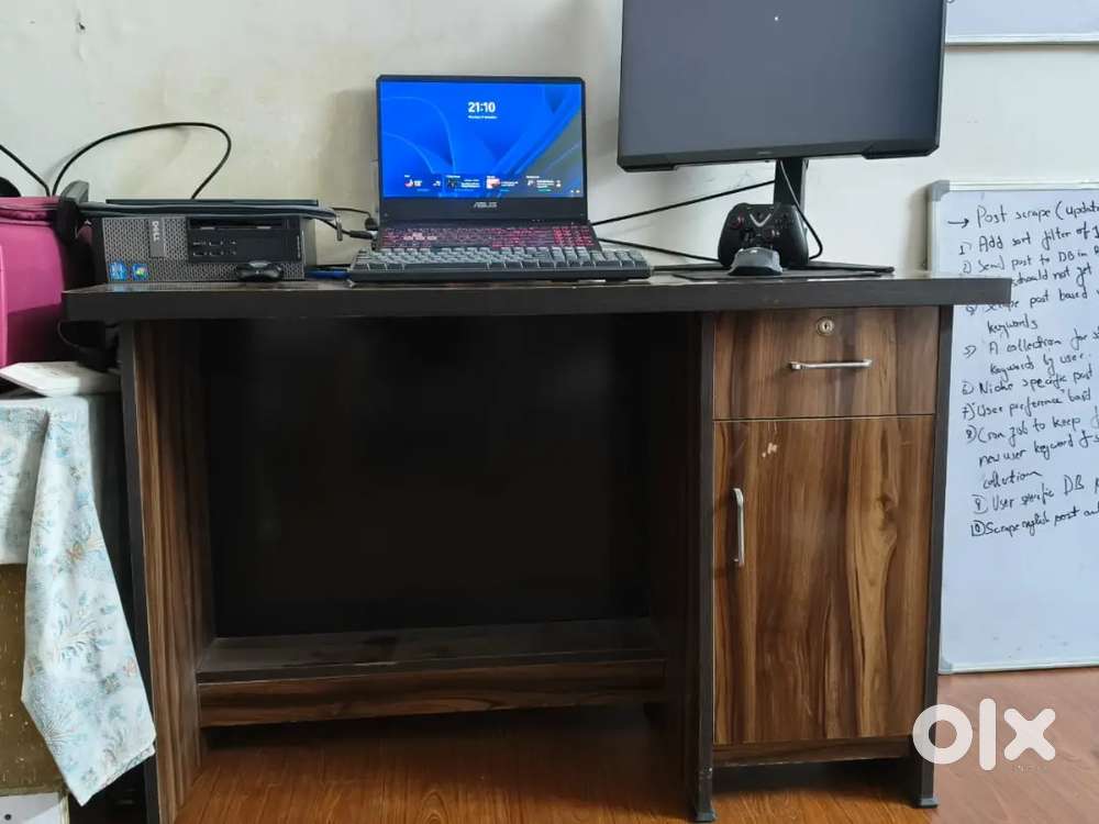 Computer Table / Study Table